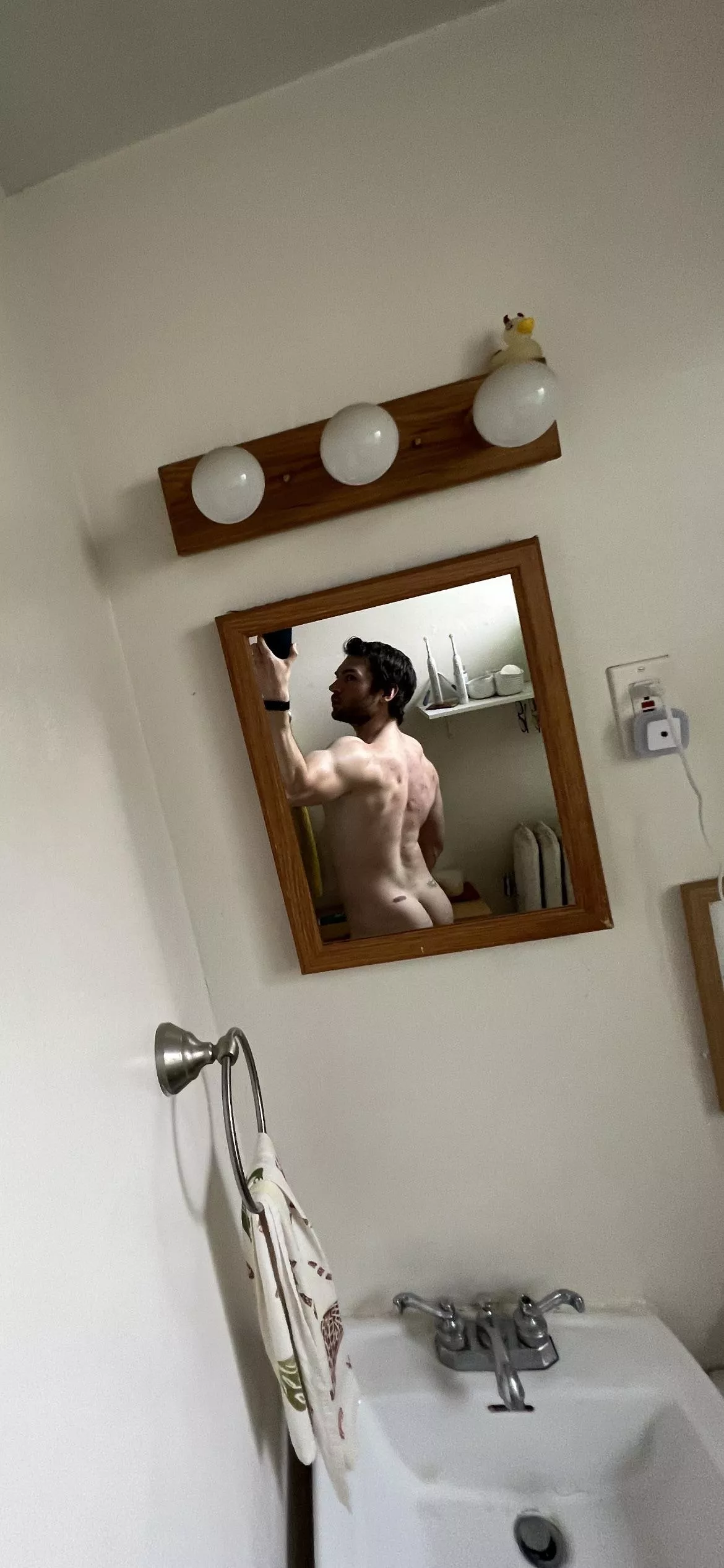 Hello, do you like my rump?