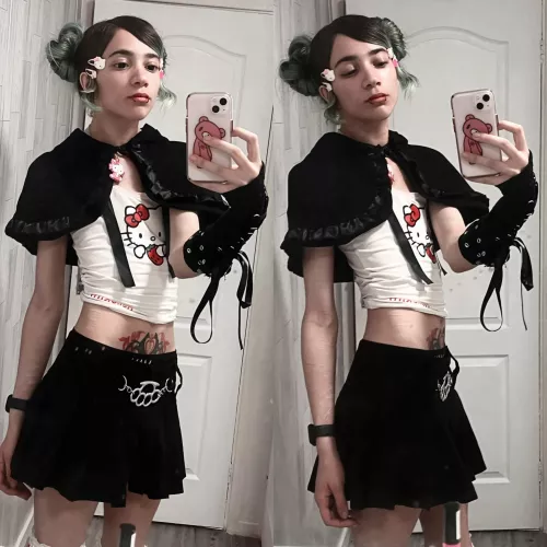 hello! (kitty) ^. .^