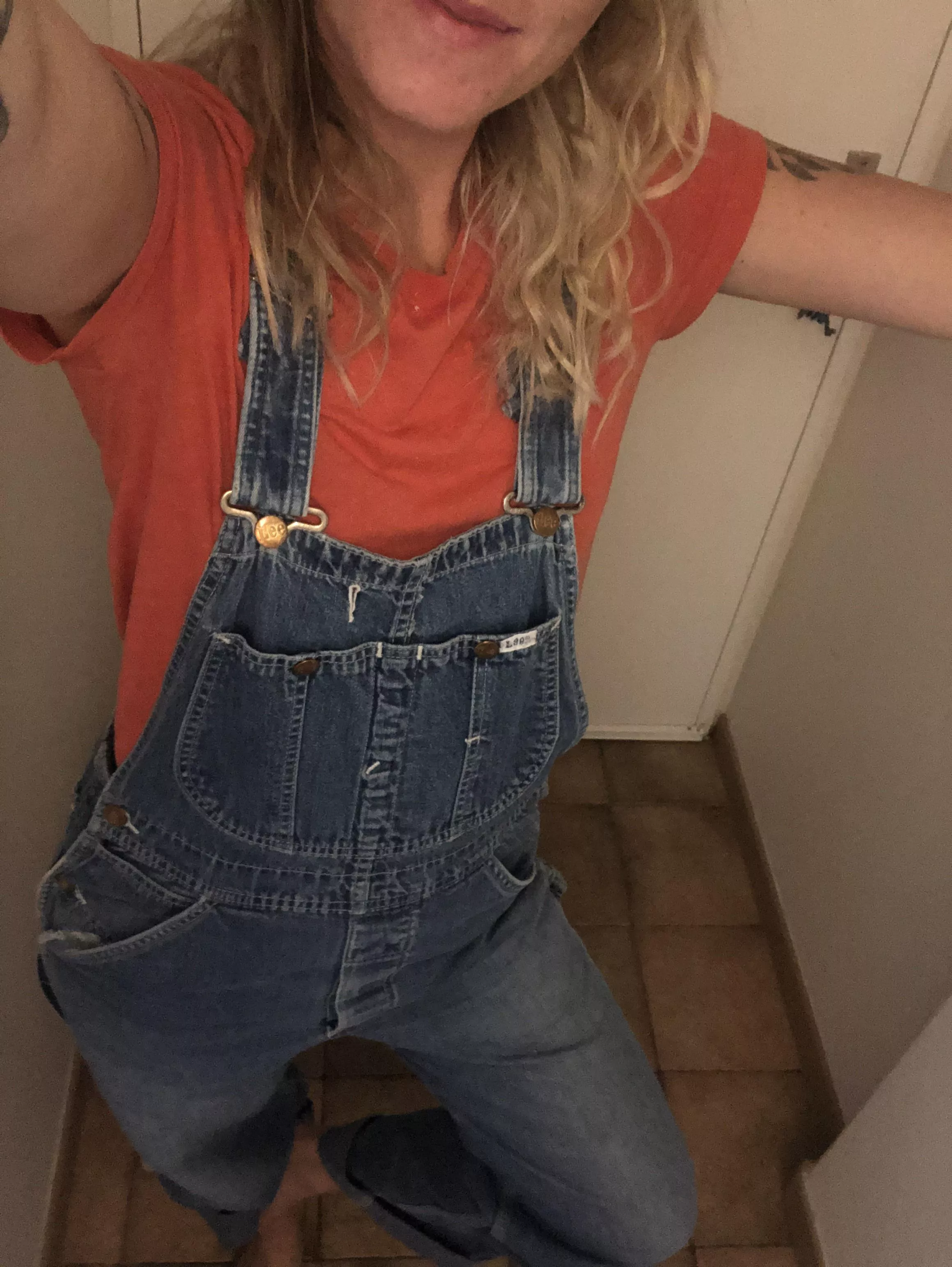 How do you feel about the workwear overalls? How do you feel about the workwear overalls?