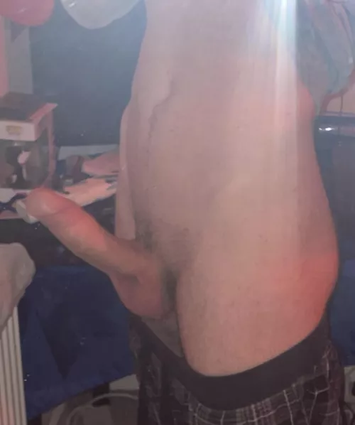 Just turned 18 and looking for anyone to rate my young cock 👀 come chat with me