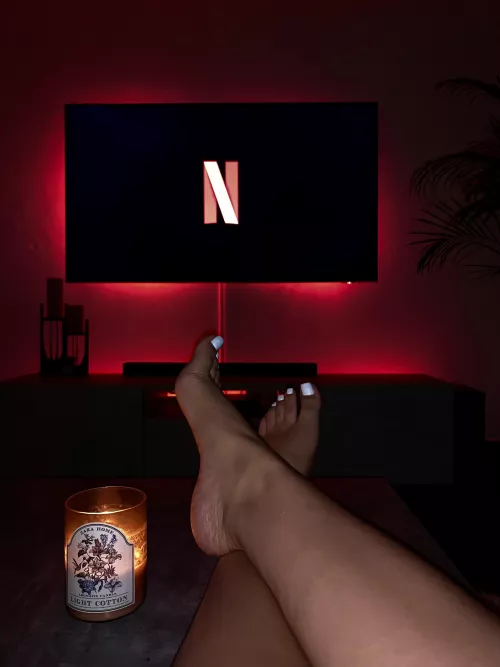 Let’s watch a horror movie, but don’t let me catch you looking at my feet 😈