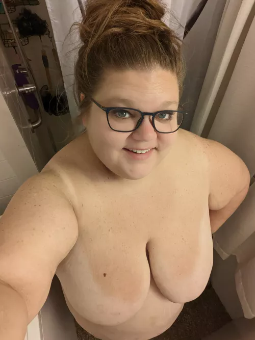 one tired mother ... you can finish the rest. 😉 hope I count as a bbwmilf 😘