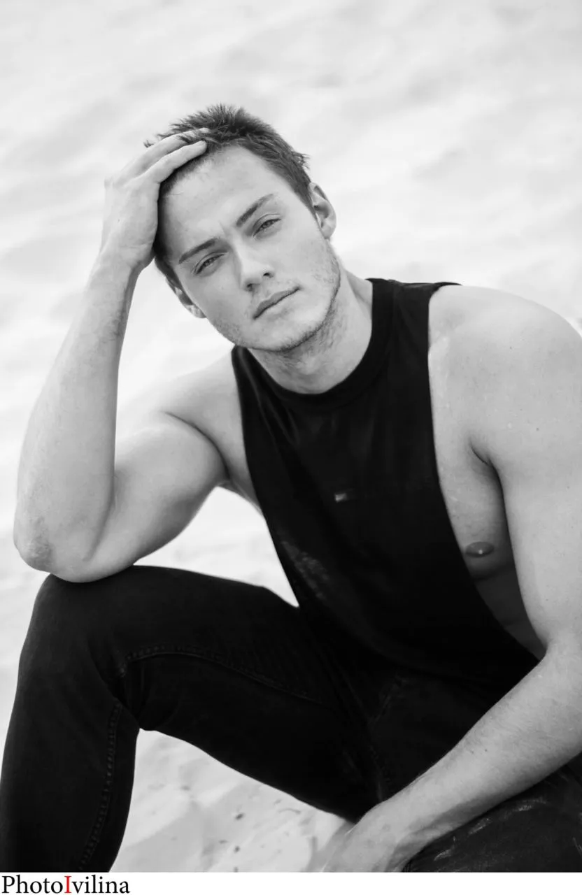 Romantic photo session.