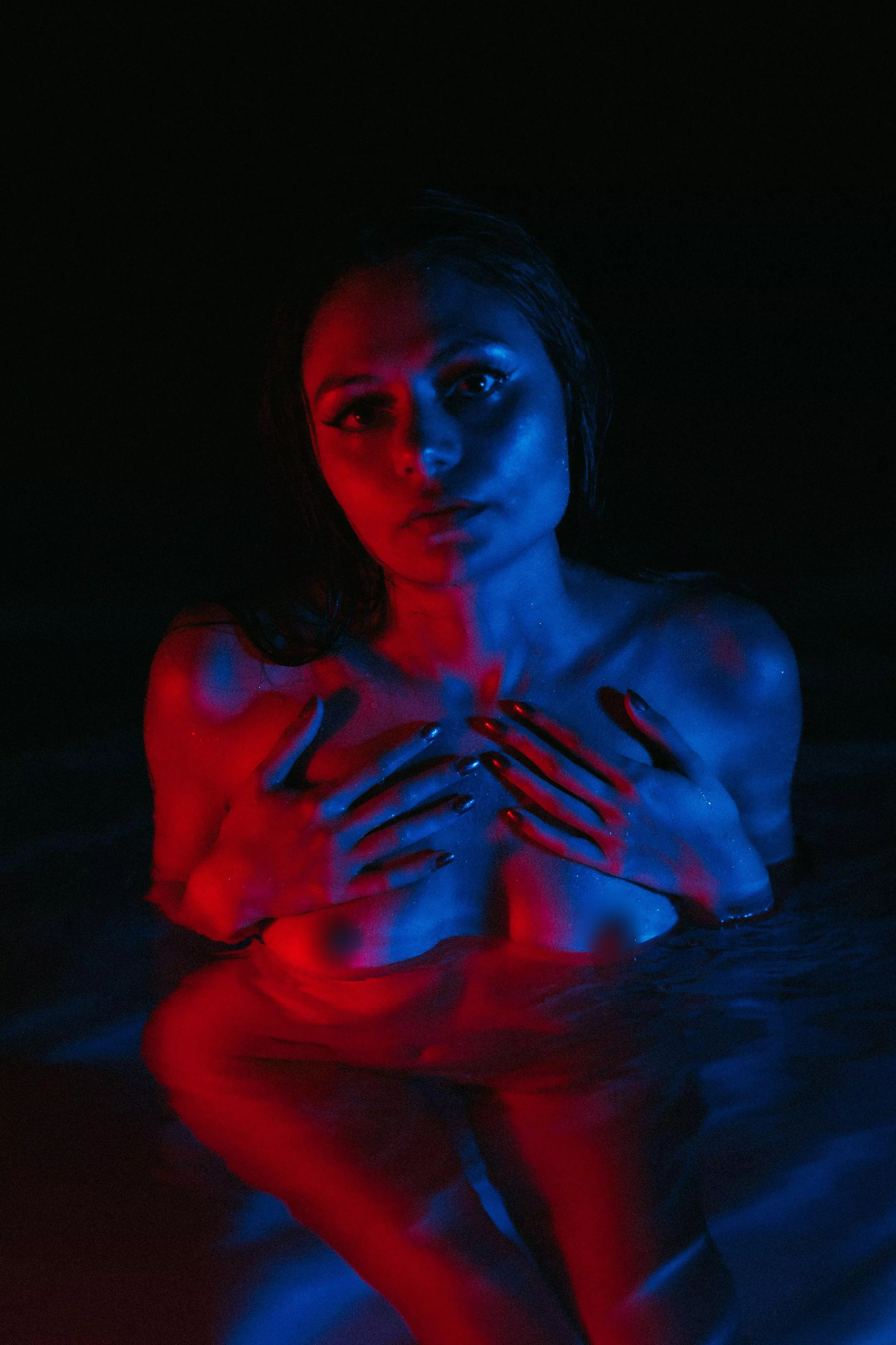 skinny dipping 🙈 @rosaaeelena