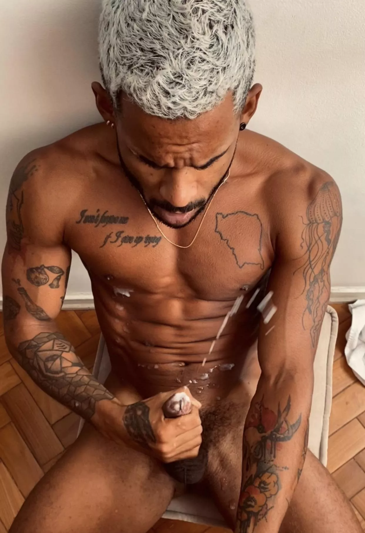 Who is gonna clean up this mess? 💦