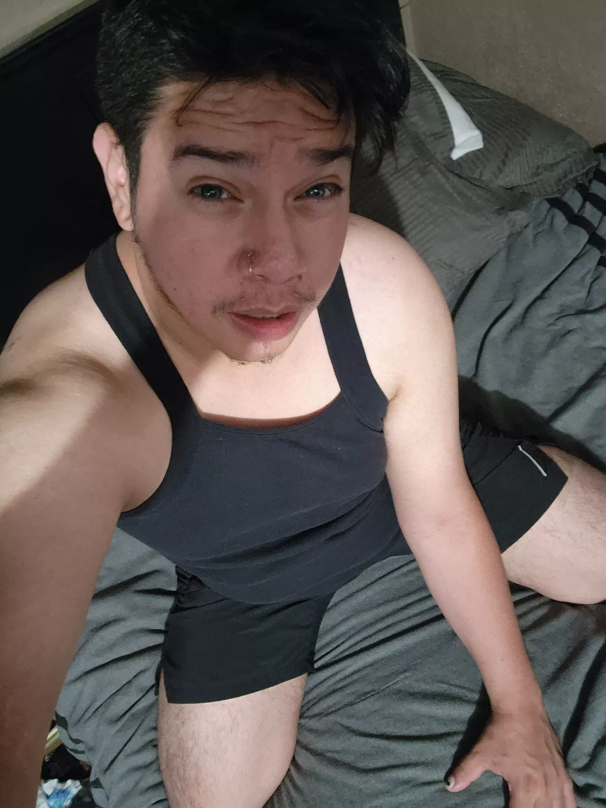 who likes short shorts? who likes short shorts?
