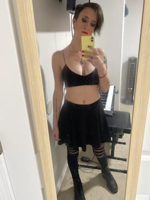 Would you hit on me at the club and take me home?