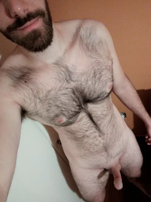 An early nude for you