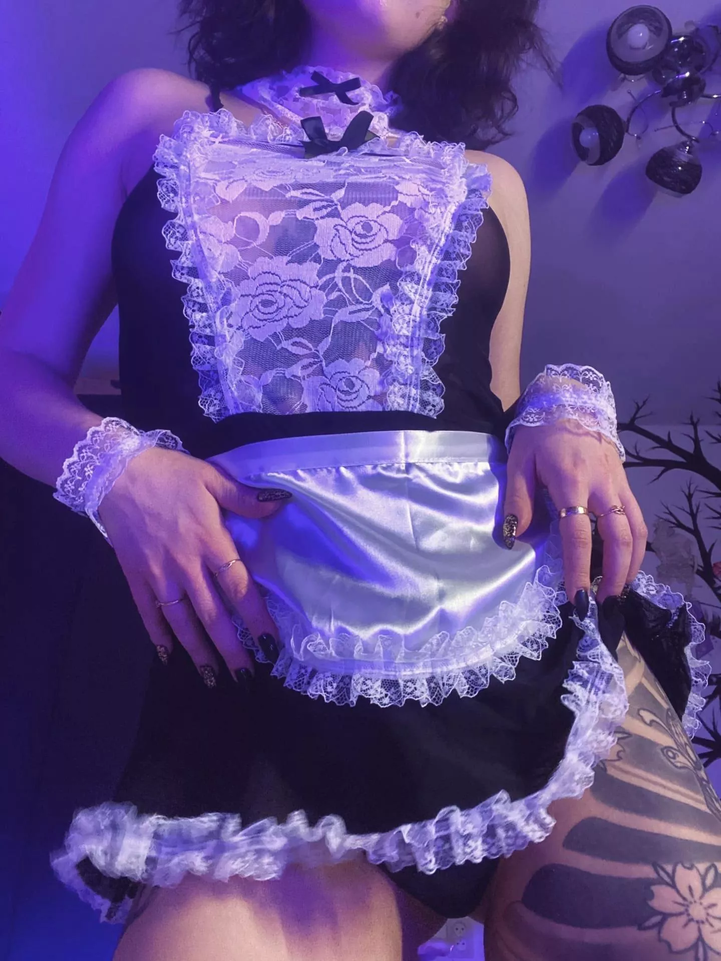 Can I be your sexy housemaid? 😉