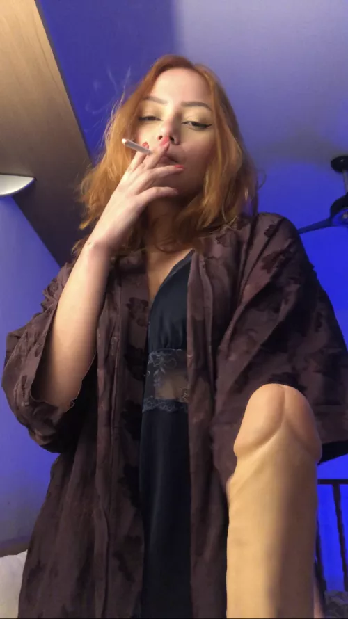 hi love 🥰 can I suck you while I smoke? Obs: see the second pic 😉