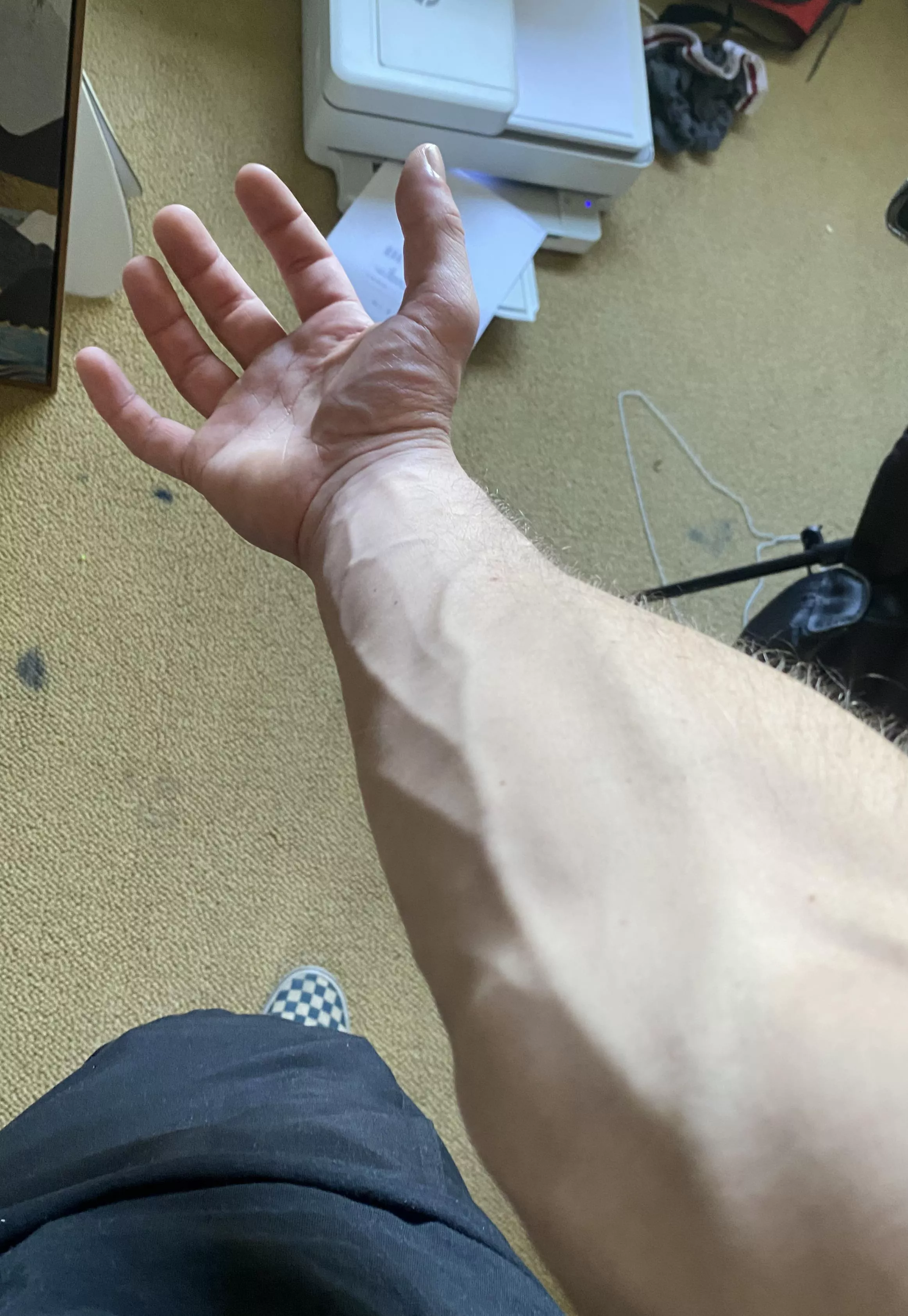 Hope everyone’s week is off to a good start !