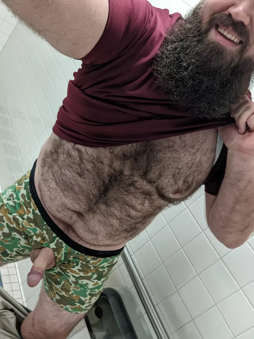 I have to go into the office one day a week, so I might as well sneak into the bathroom for some pics. 😏😈