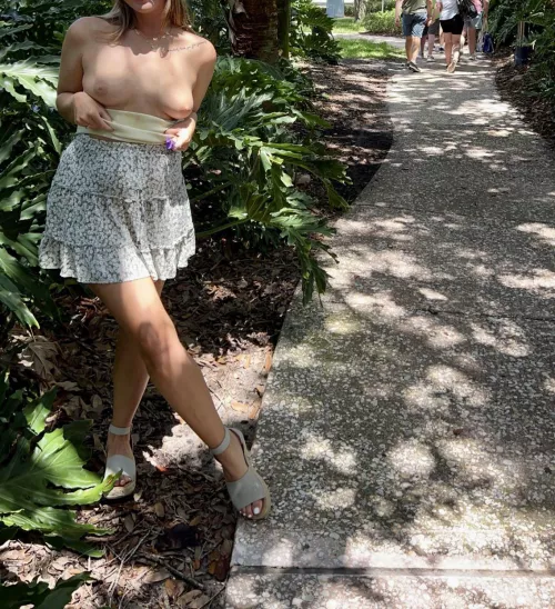 If only they knew my gal behind them had her tits out