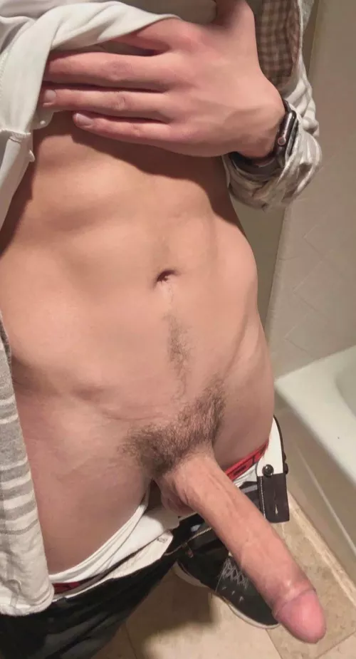super horny looking for someone to be my slut for the night/pms open