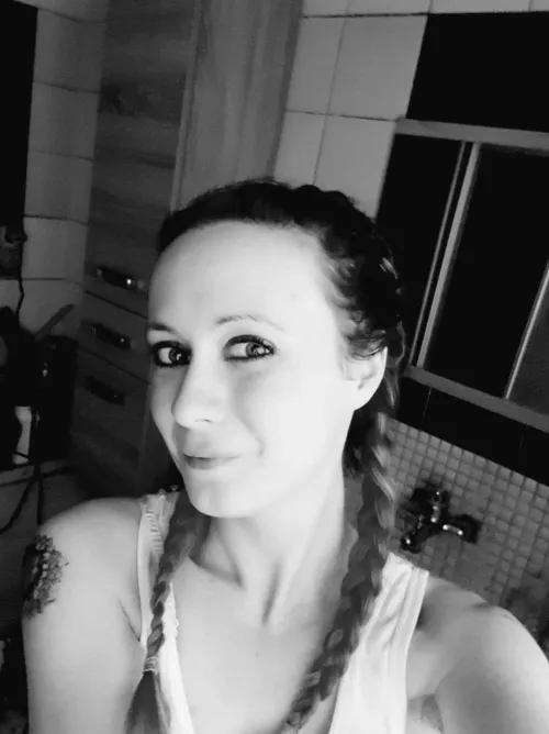 When i cook i do my hair like this, what do you think?