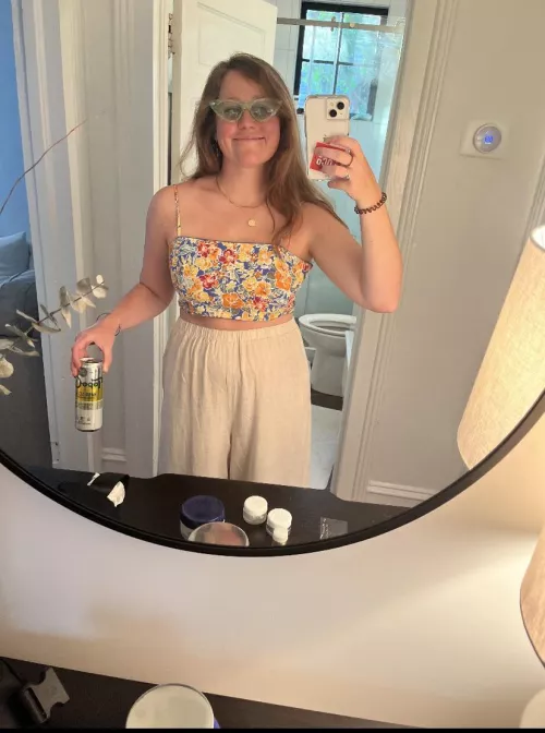 You see my chubby gf drunk at a festival.. what would you do?