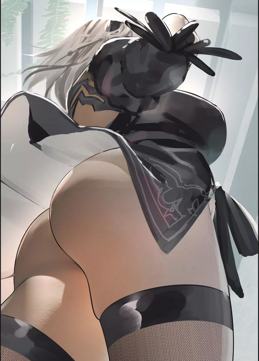 2B’s perfect booty