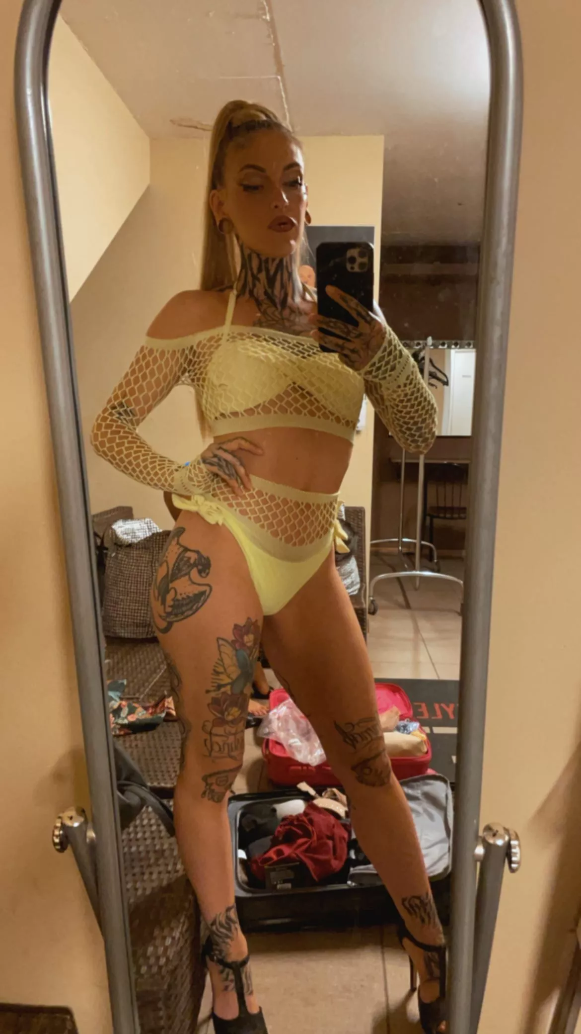 Before Work 💋🕺🏼