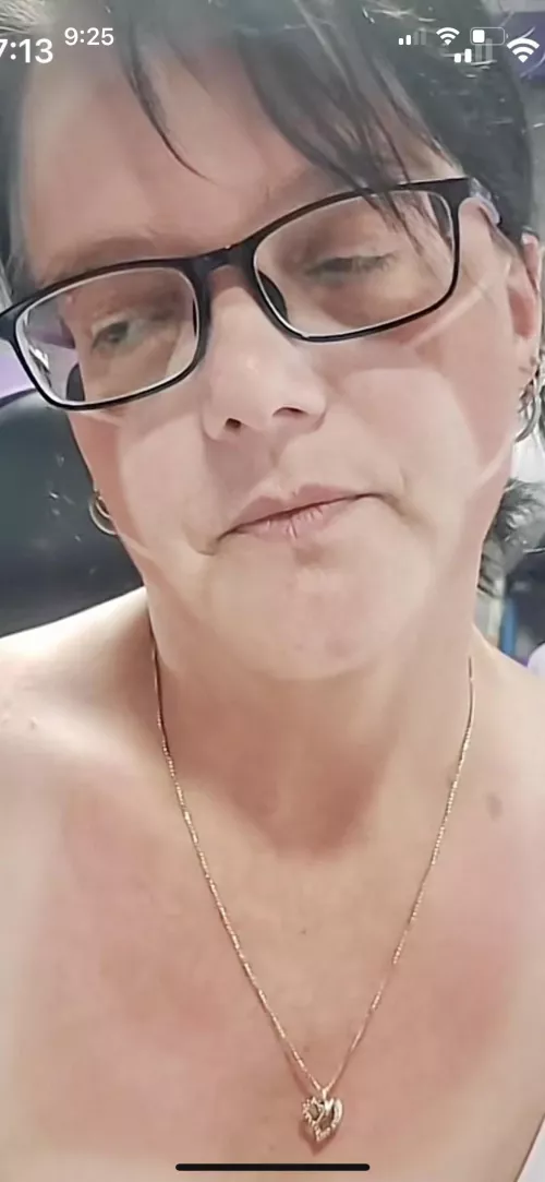 DM me cock or cum trib, got nudes of her after you do her face