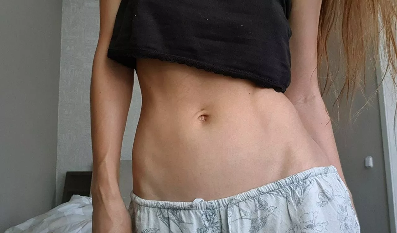 Flat tummy, firm ass and beautiful breasts, that's all about me.