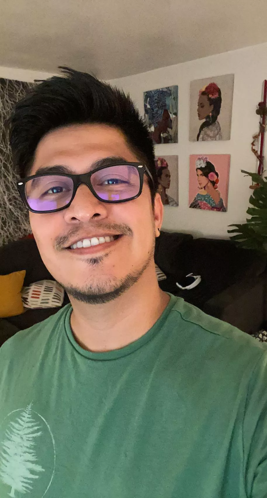 Happy Monday everyone! ✌🏼