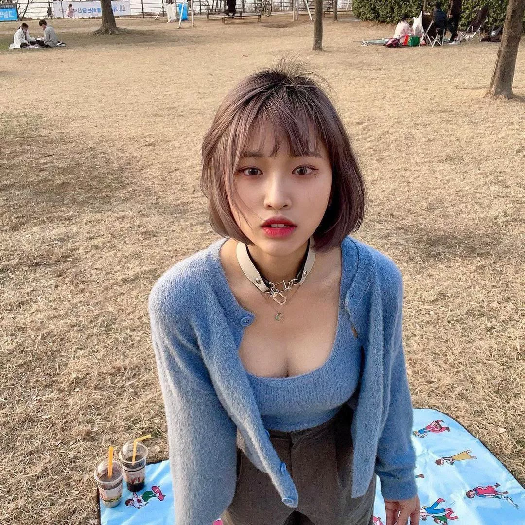 Hope someone knows this girl's IG Hope someone knows this girl's IG