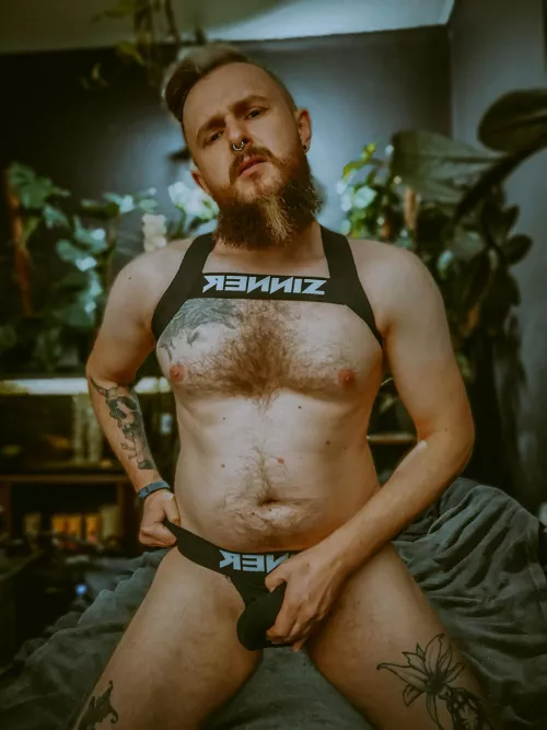 I might be full of pizza right now, but maybe some will find it sexy 😎