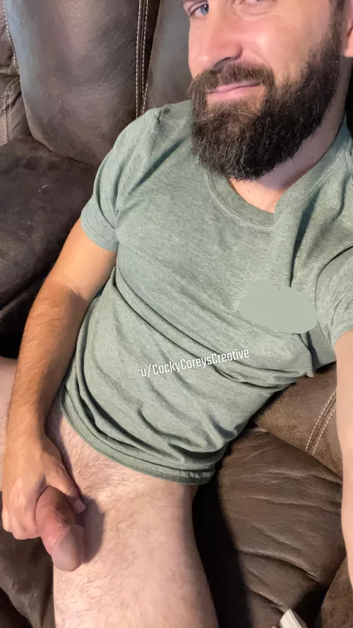 Lazy day beard and boner.