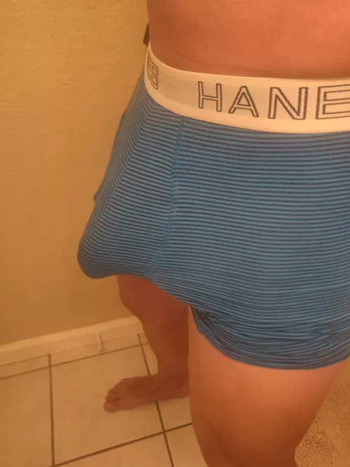 morning semi bulge 😅