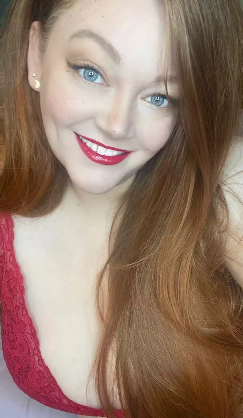 Red red & a little more red ❤️🎈🍓