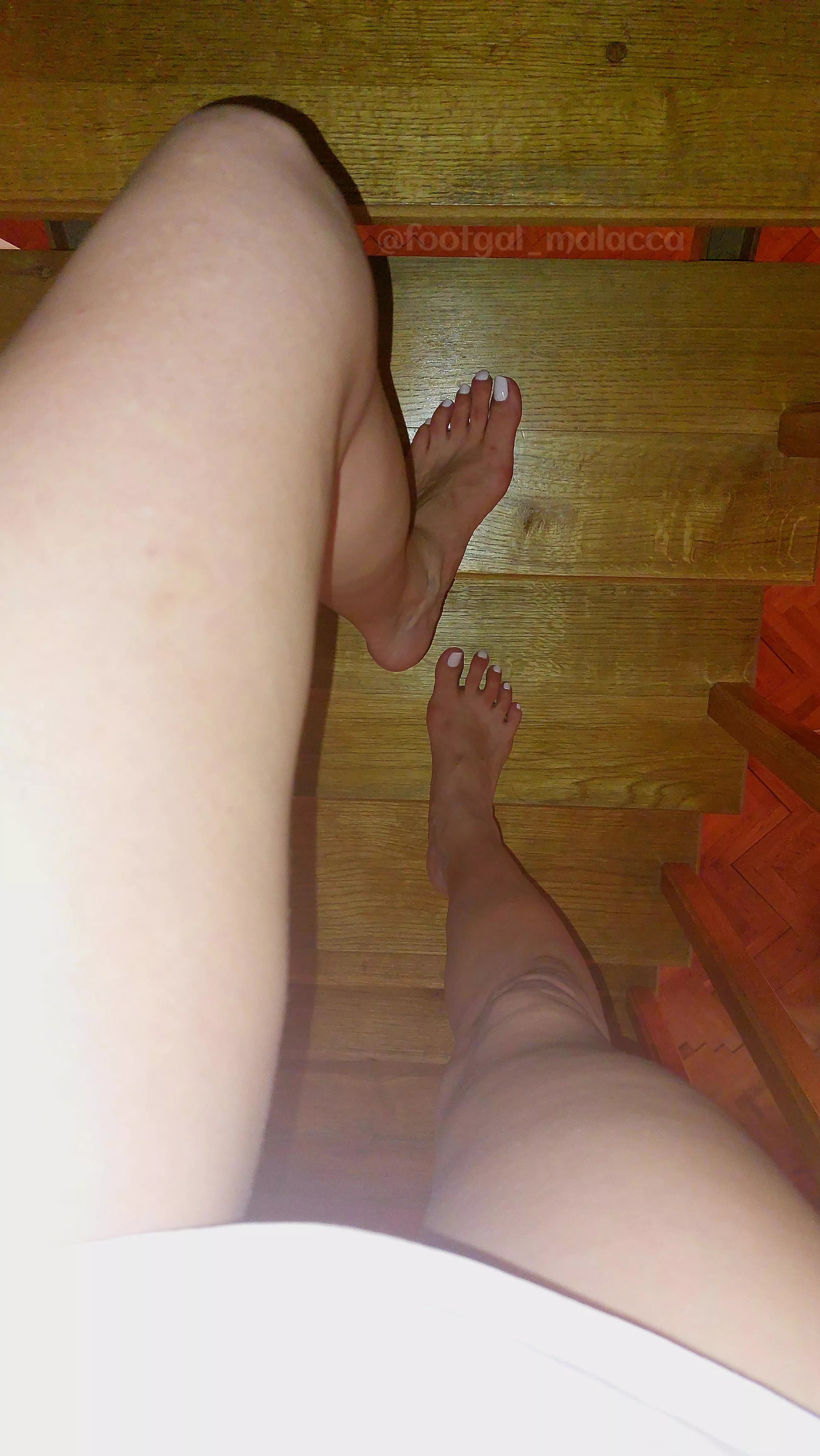 toes tuesday💃 cum with me👣