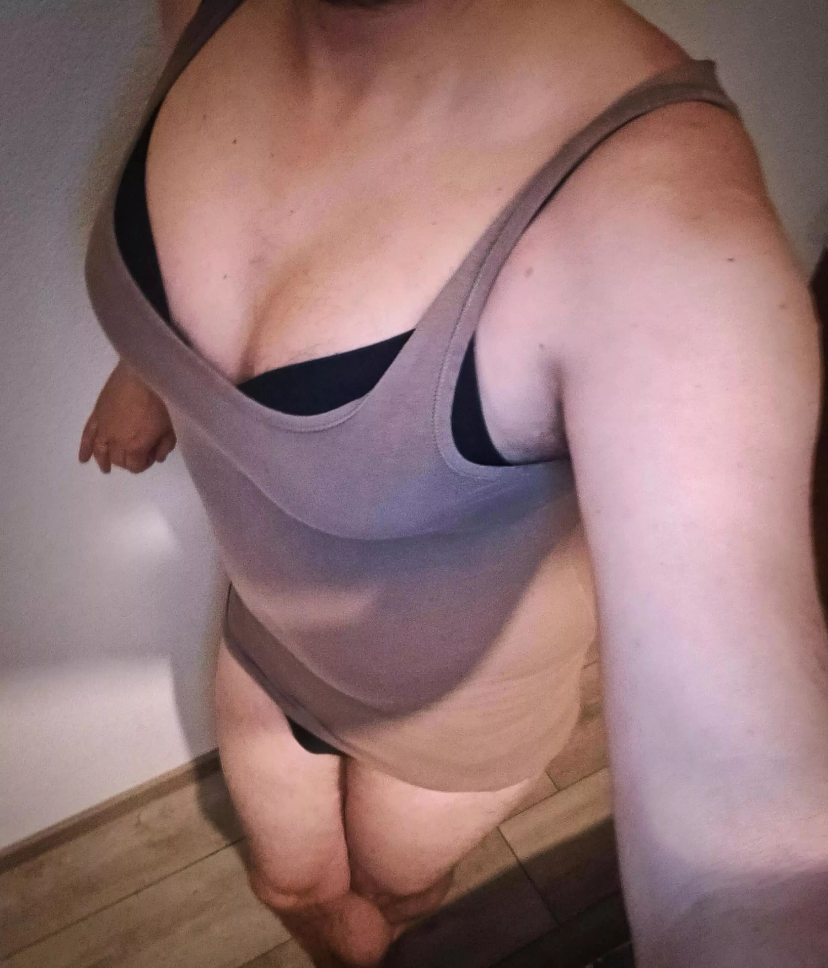 Care to help me undress 🤫