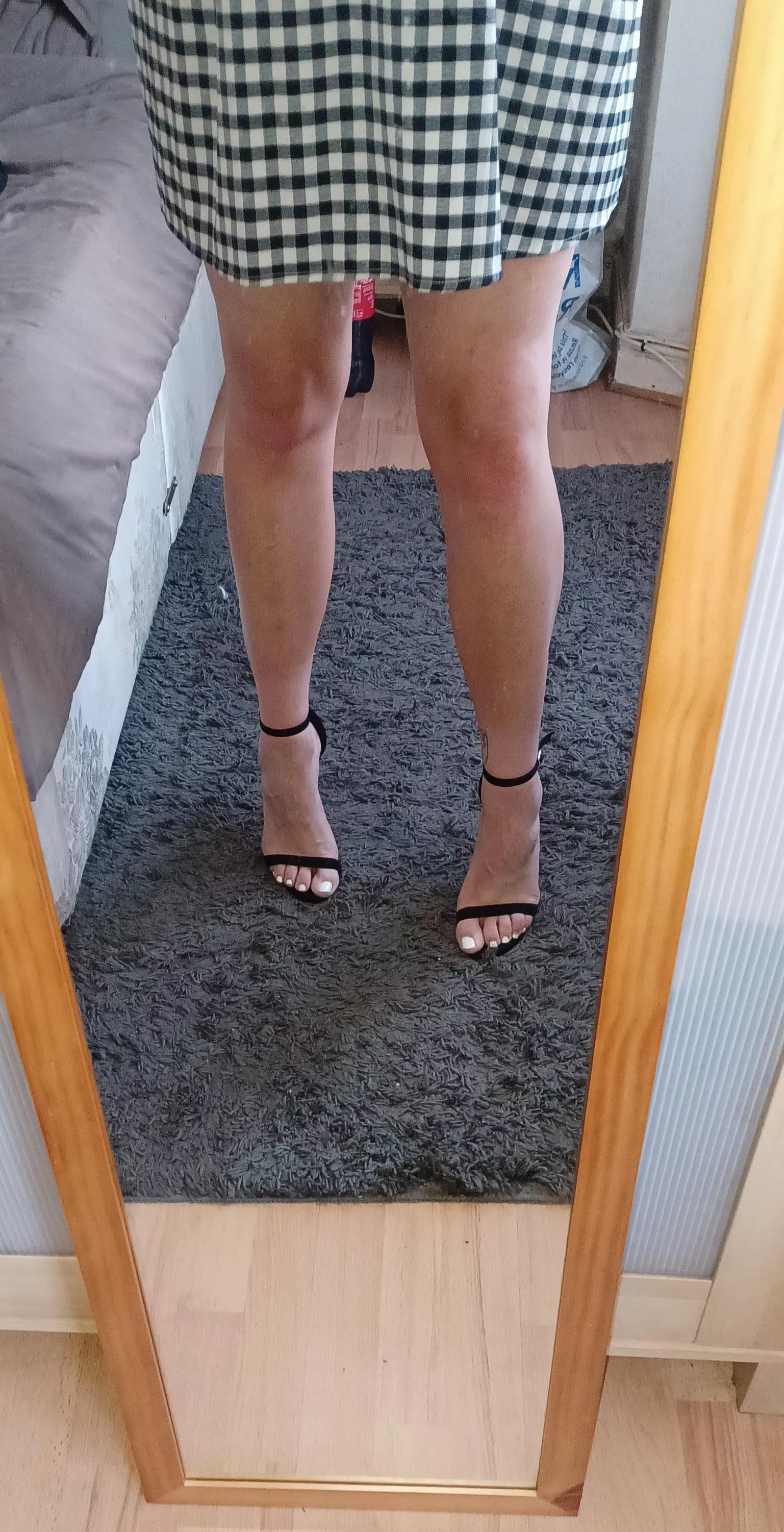 Do you like my new dress, love the feeling of silky smooth legs 😍