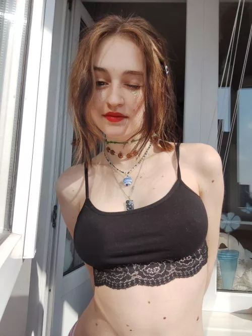 Do you like my short top?