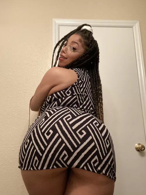 Do you like the view when I bend over?