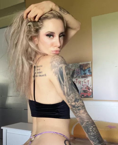 Half Russian half Italian 💙