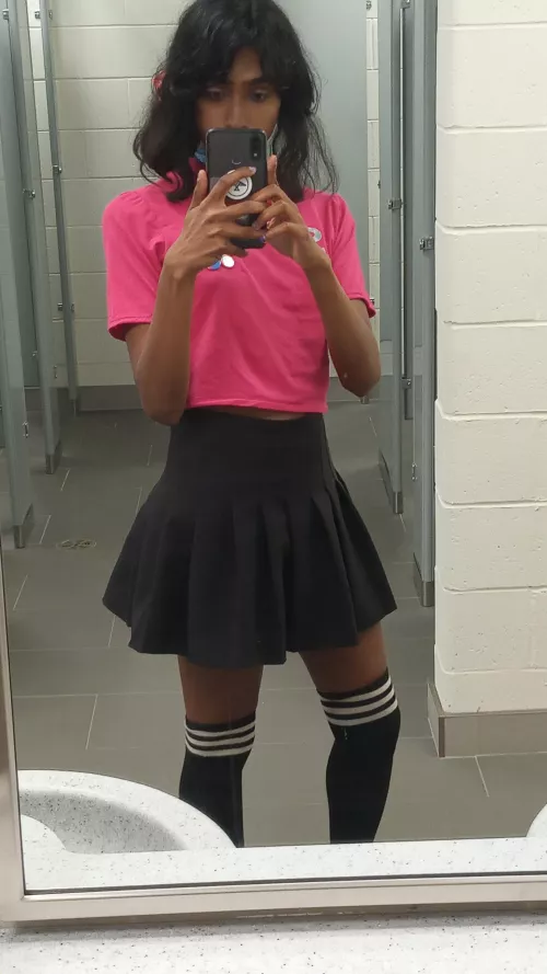 Here's the femme! :^