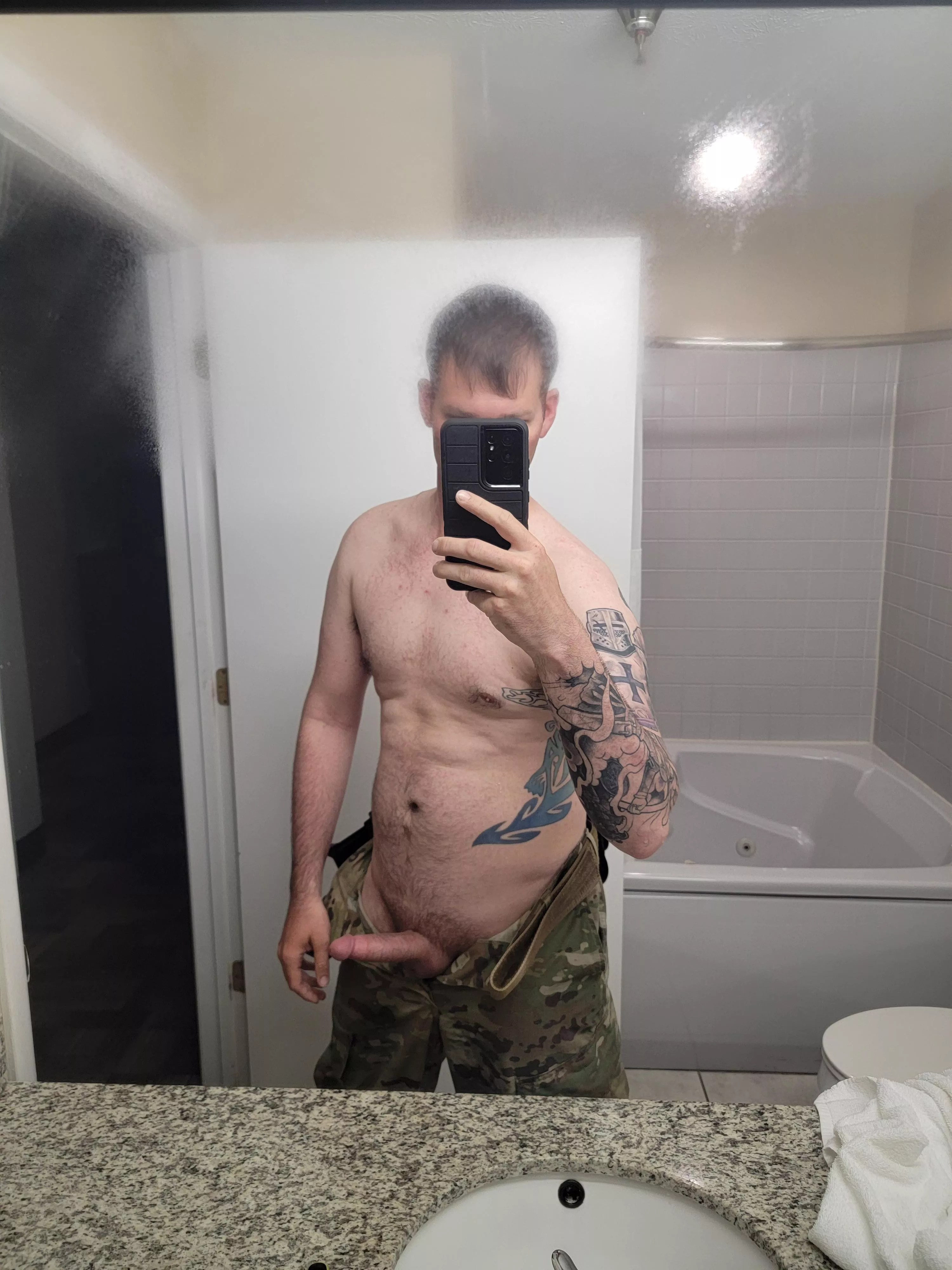 Ignore the steamy mirror Ignore the steamy mirror