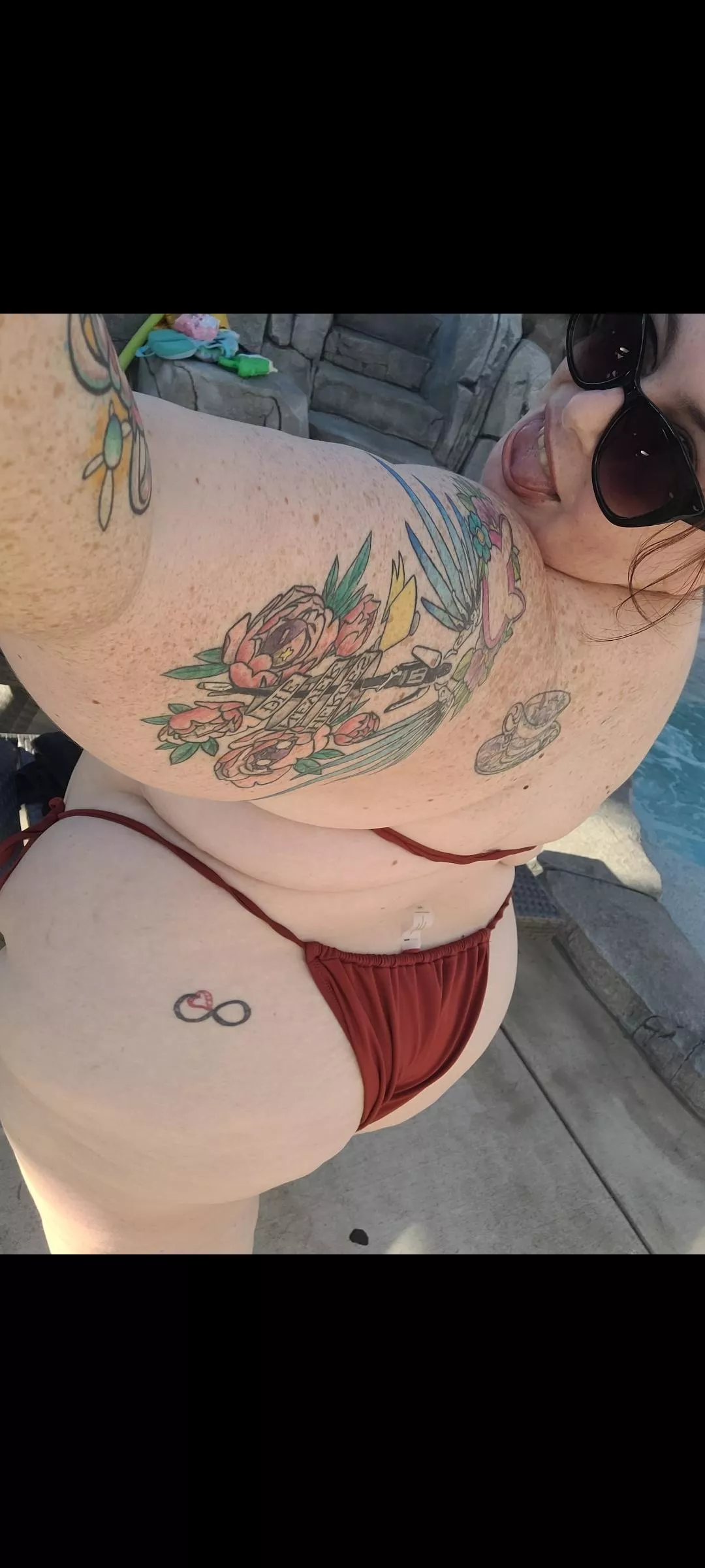 just a reminder that I'm super hot ❤️