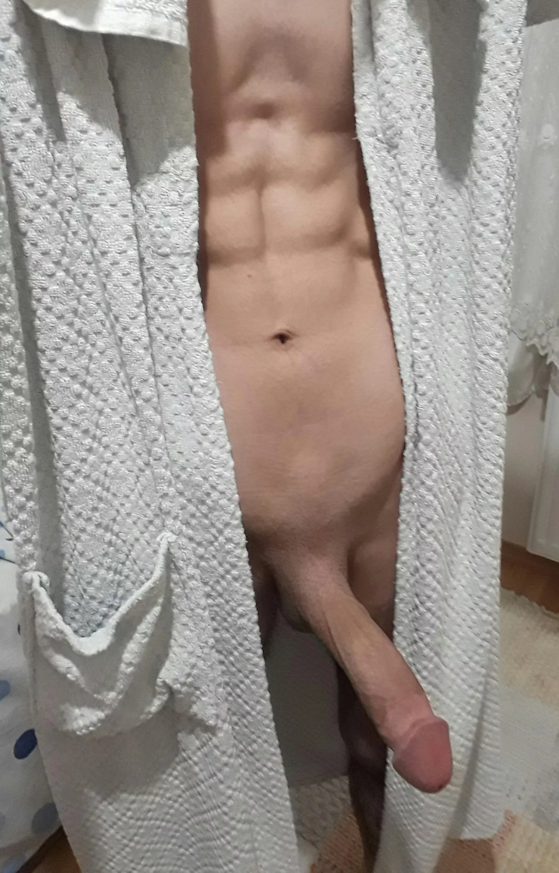 Lets fuck in the shower 😈