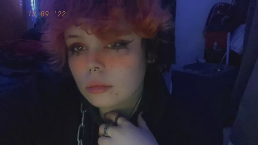 literally just start a convo with me I need more friends 😭💀✨