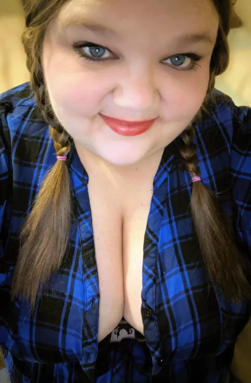 today felt like a pigtails and plaid kind of day 🤷🏼‍♀️