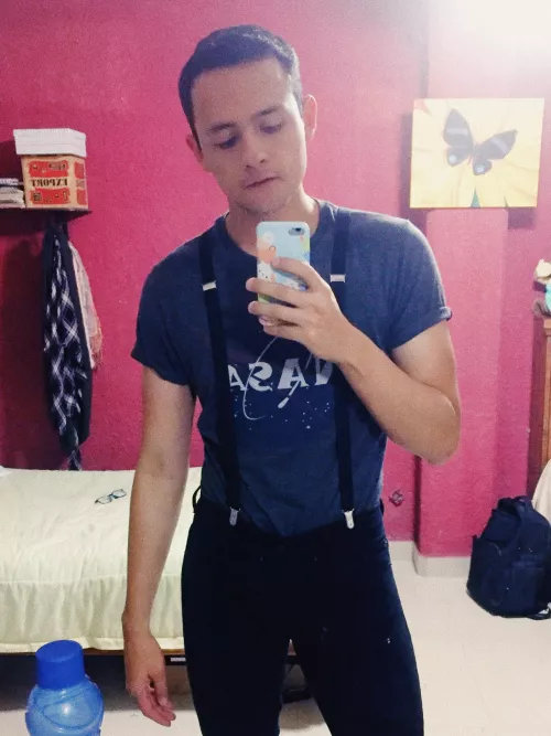 Weird occasion where I don’t have my glasses on. 🤓