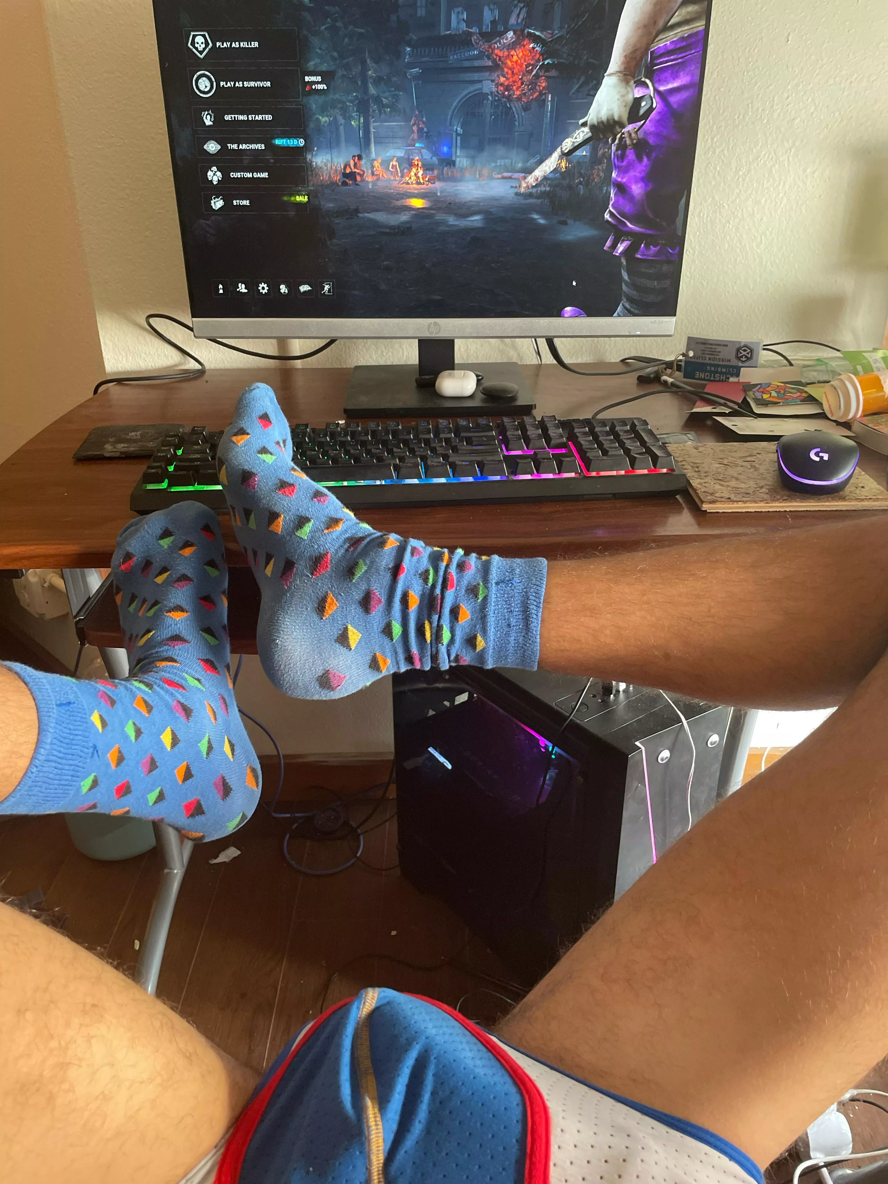 (21 usa) Always lookin for gaming friends 🤪 hmu 19-24 if ya wanna play and then some 😜