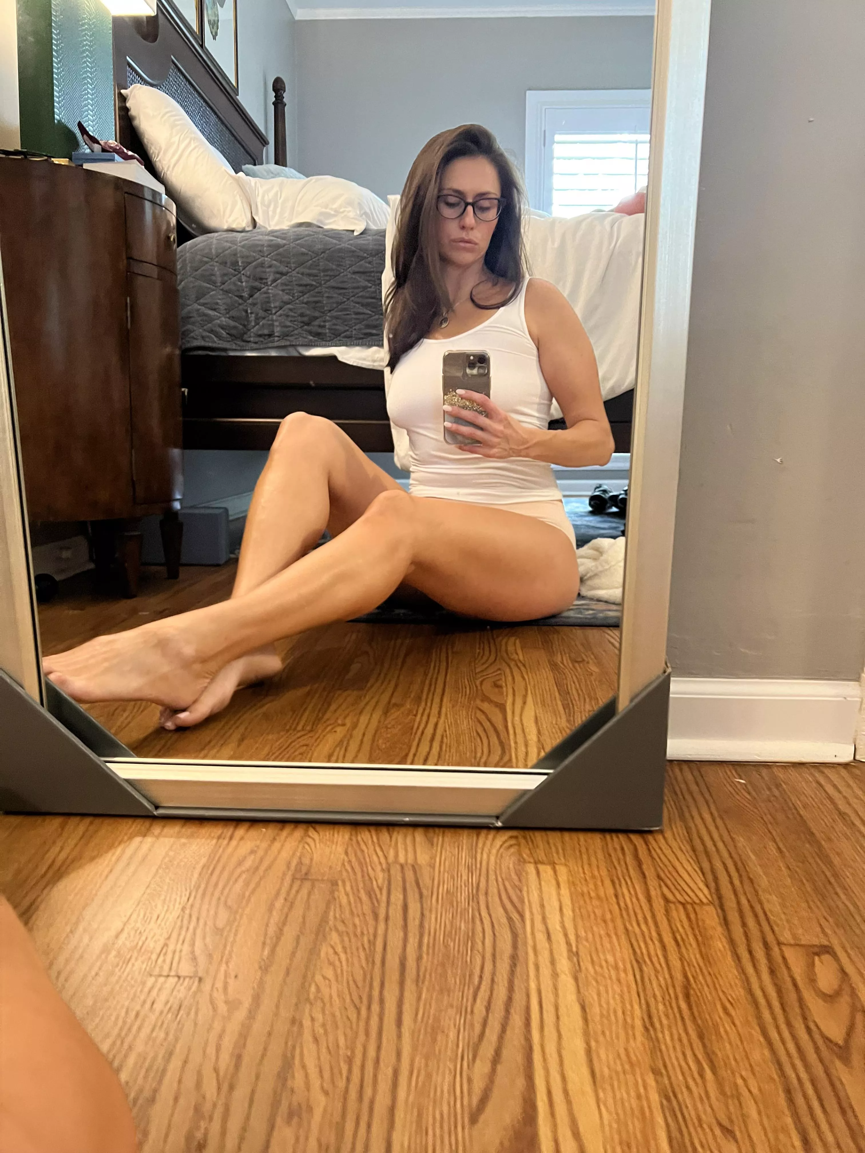 All those leg workouts are finally starting to pay off! F36