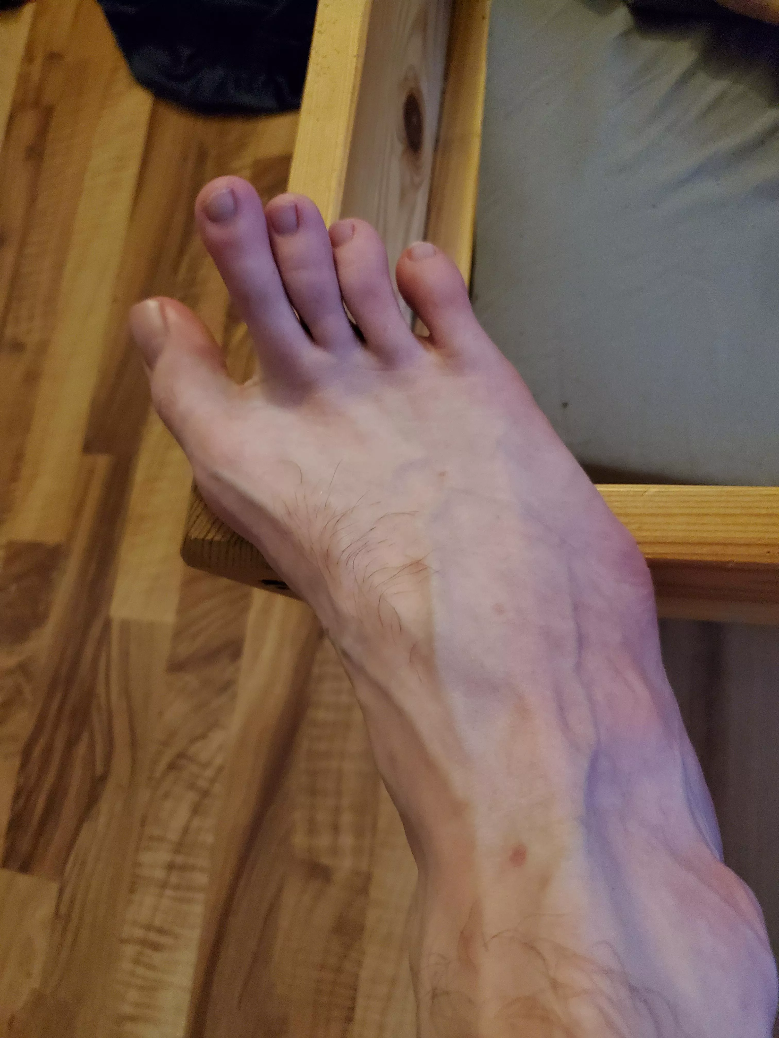 alright who's rubbing my feet tonight