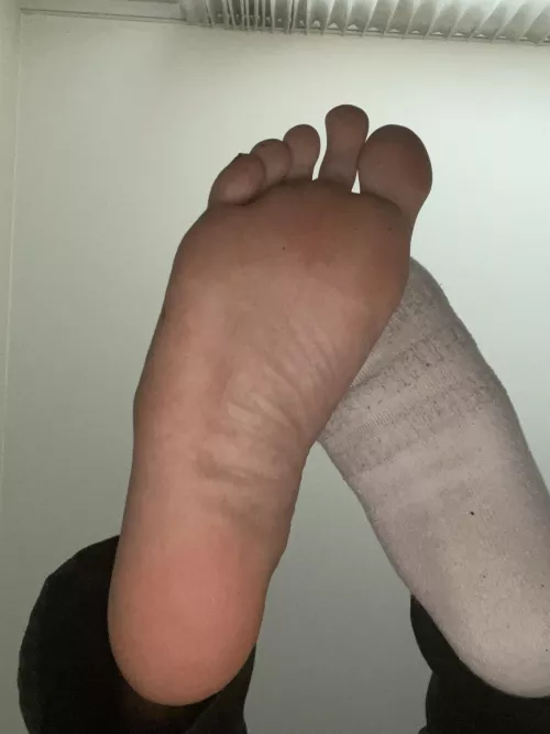 do you get horny from my feet?