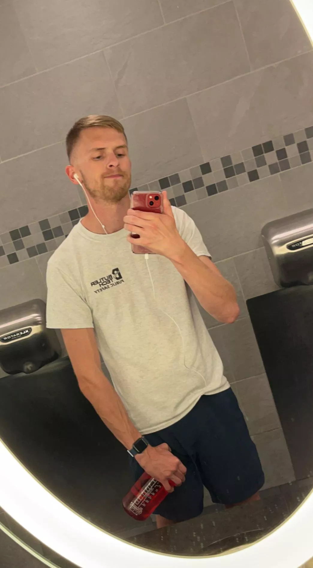 Fresh cut and the gym. Hey 👋🏻