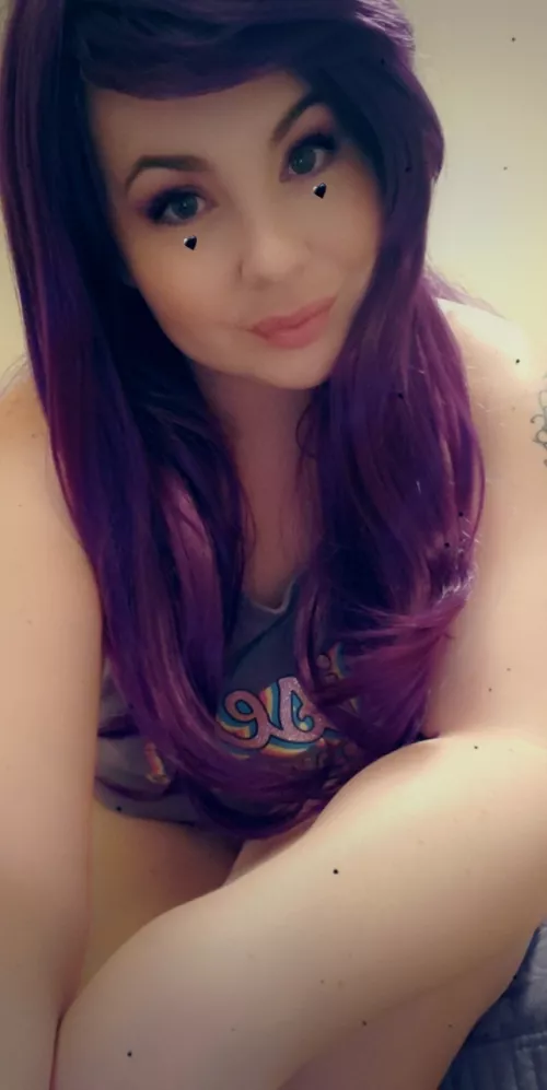 Let's smoke a joint while I ride you 😏 🥵 DM mee