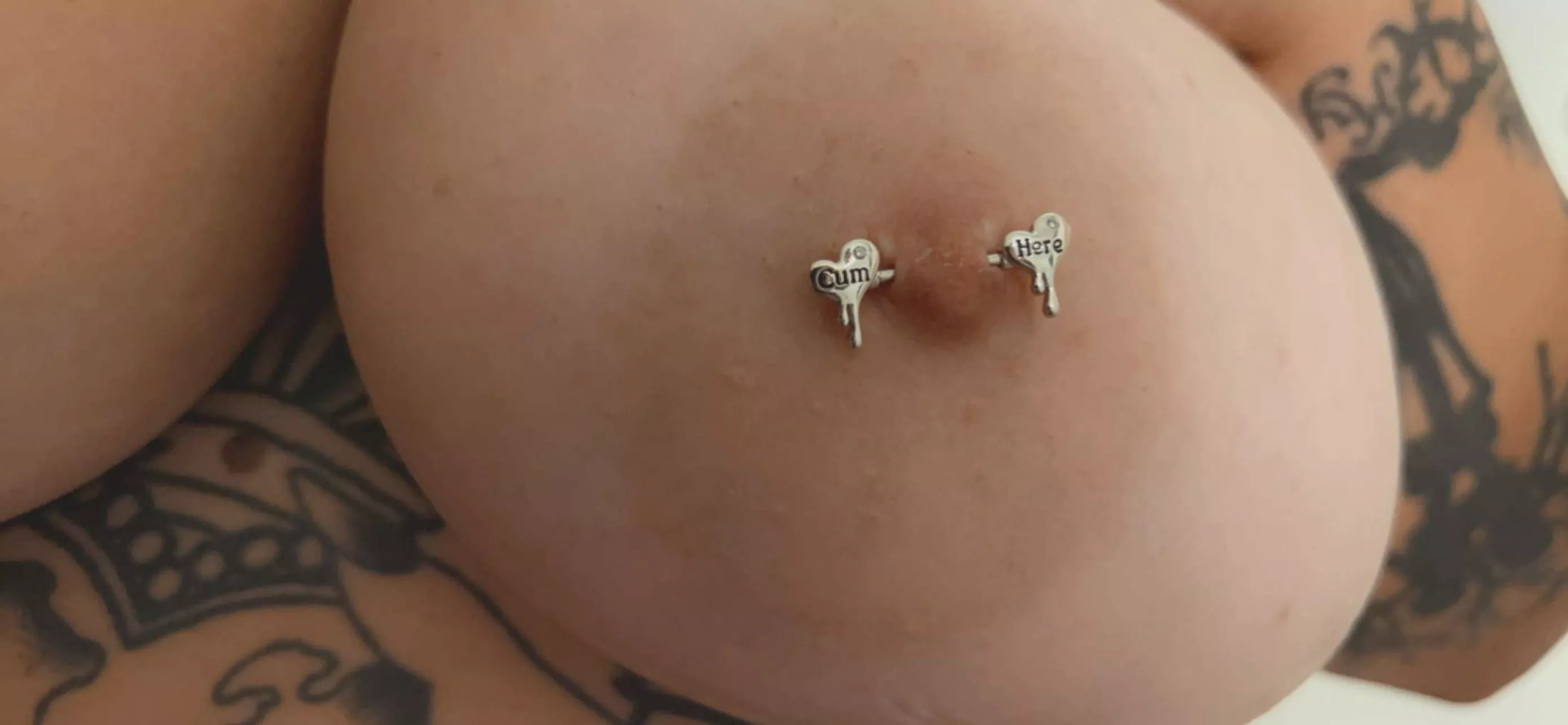 Love my new piercings 😍